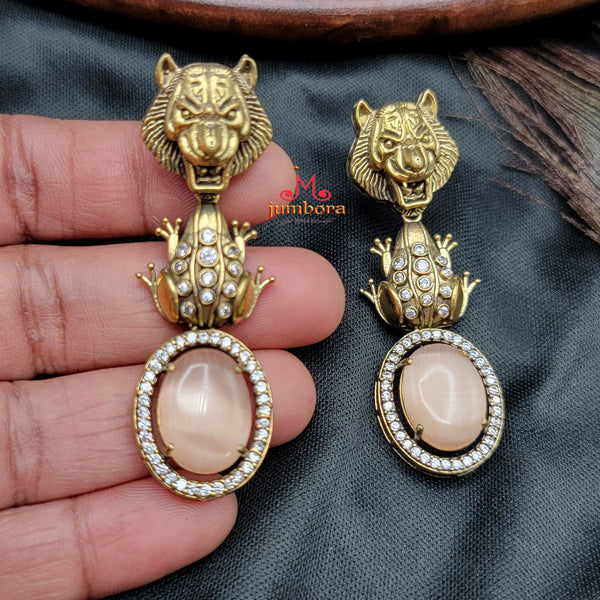 Sabyasachi Inspired Peach MOP (Mother of Pearl) AD Zircon Victorian Earring