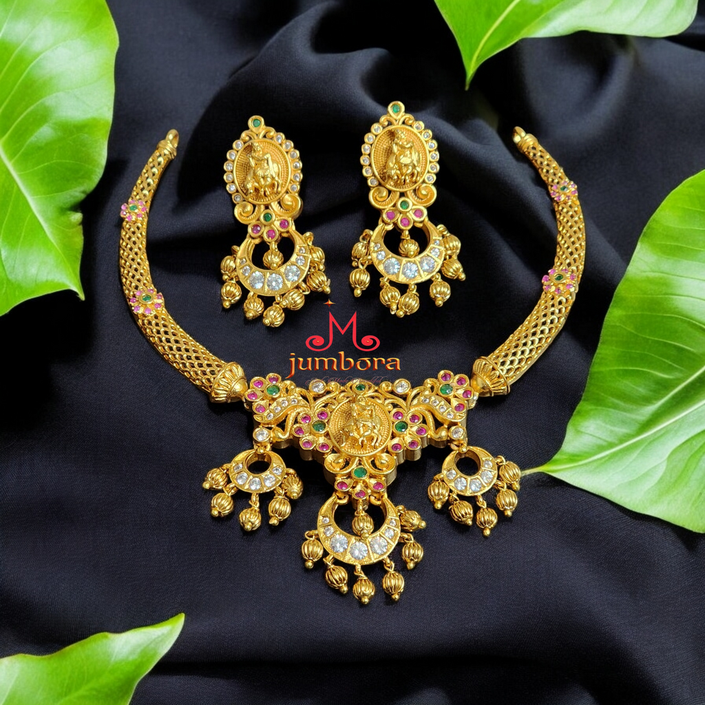 Kaante Style Lord Krishna Temple Jewelry Necklace Set