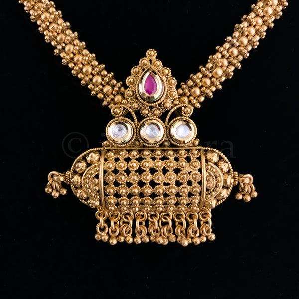 Unique Antique Gold Necklace set with Kundan stones